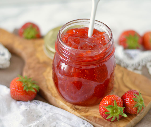 Maak je eigen aardbeien jam zonder suiker